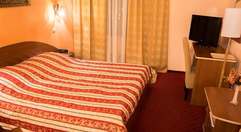 Hotel Xemar Arad Room photo