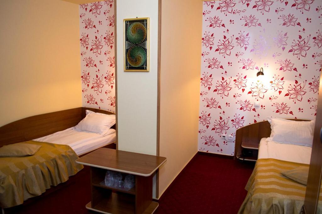 Hotel Xemar Arad Room photo